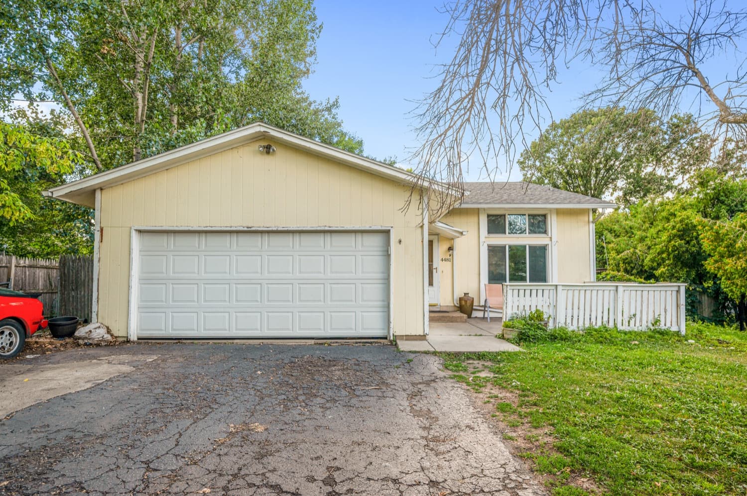 Single-family home in the Twin Cities west metro — the kind of home Alonté Alexander helps clients buy and sell in Eden Prairie